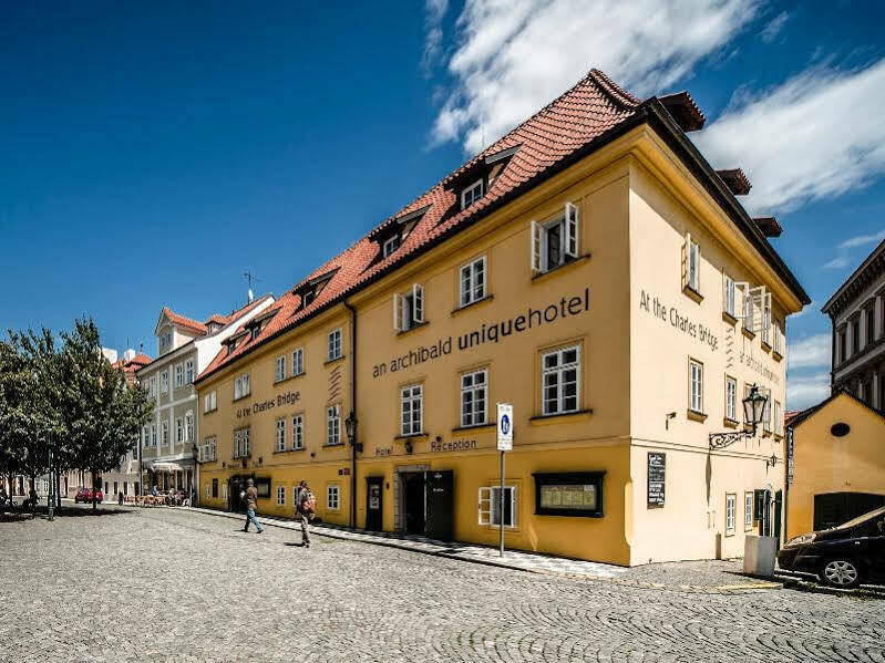 Archibald At The Charles Bridge Hotel Praga